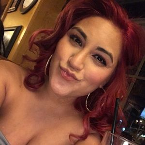 Meet your Posher, Ines